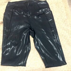 Shiny Black Leggings